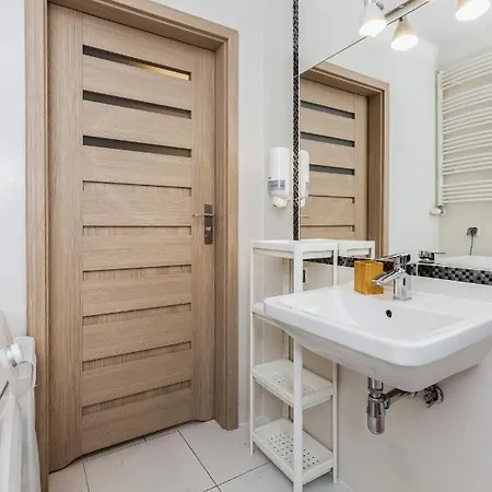 Malczewskiego By Renters Apartament